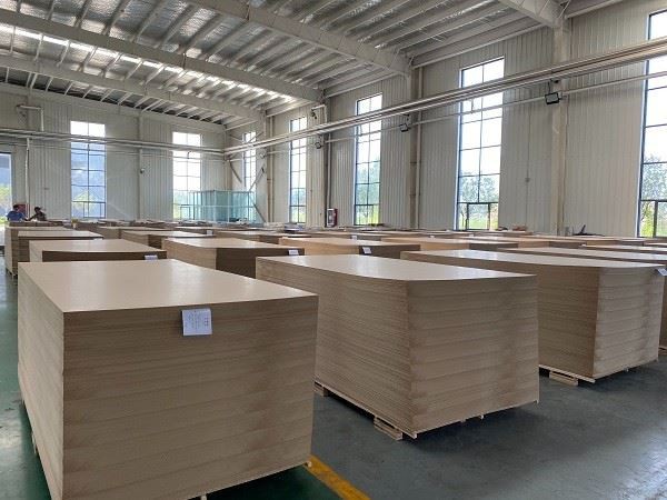 Hot Sale Cheapest High Quality 3mm Raw MDF/ Plain MDF Board
