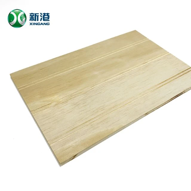 Dekorasyon için XinGang 1220*2440*9mm/18mm Oluklu Çam Kontrplak